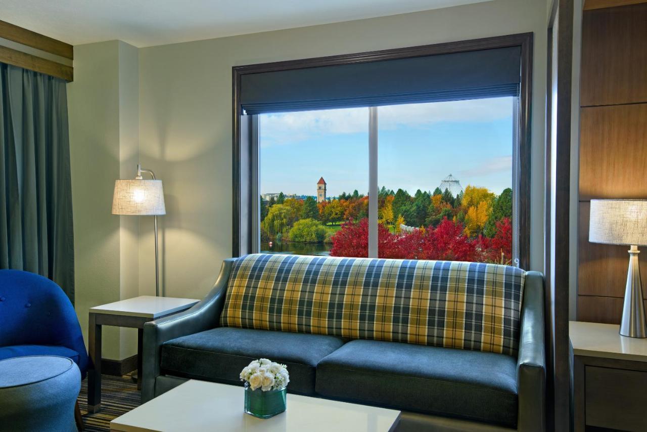 Oxford Suites Spokane Downtown Exterior foto